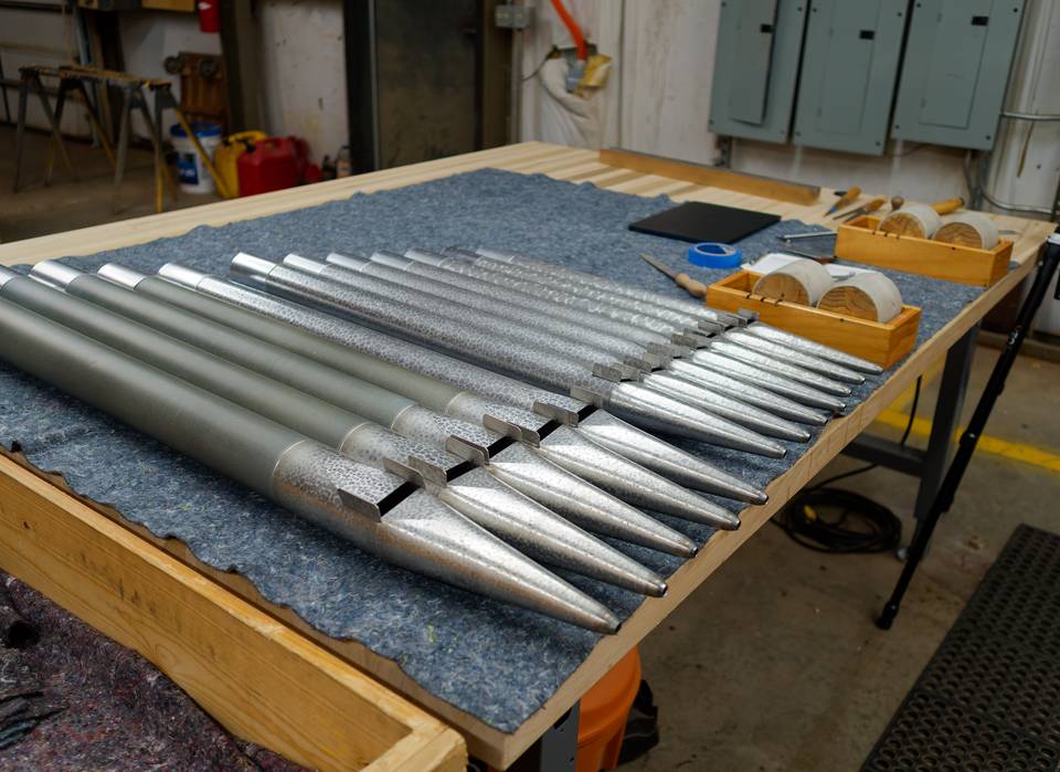 The lower pipes of the Great Octave rank