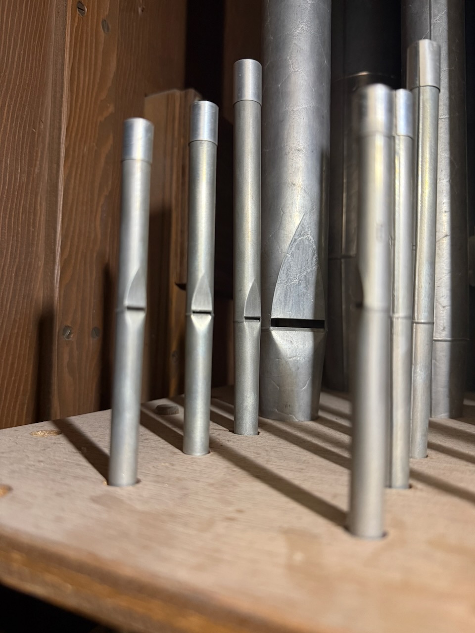 View of the Cymbal III - bottom C# pipes